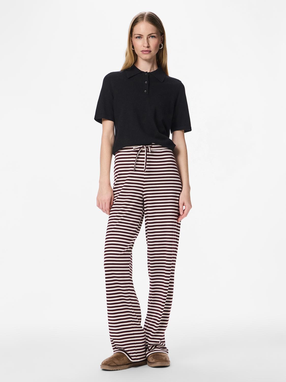 model_shot-front_full